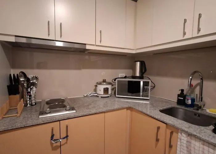 Mysuites2go33e Uptown Parksiutes Tower2 Hostel